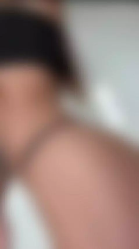 Charming and positive 🌸 Don’t forget to subscribe! by fitandannika