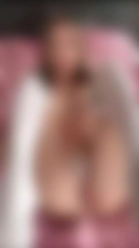 A new video from a sweet and positive girl 😊 Subscribe! by fitandannika