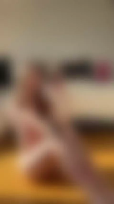 Your hands and my skinny body are the best combo by fitandannika