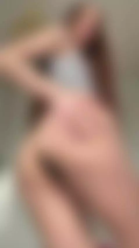 How many men would want to try my pussy? by fitandannika