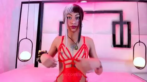 i feel so hot by nixieflame