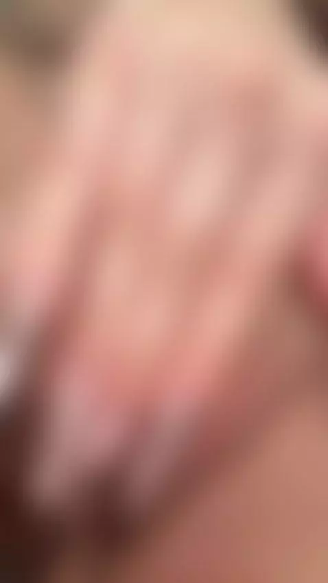 I know how to make myself cum... hard. ✨ by angellil90