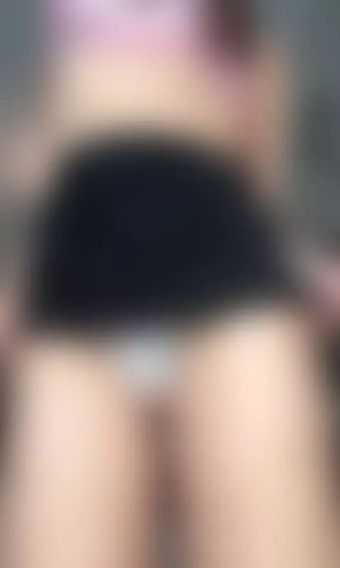 Nature's favorite joke – putting huge naturals on a slim fra... by angellil90