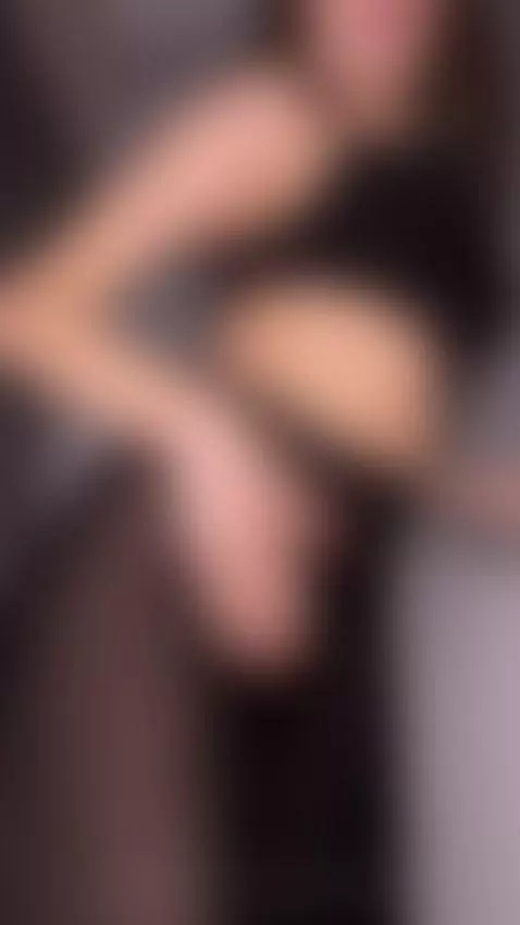 Enjoying the show? It gets wilder on OF 😈 by angellil90