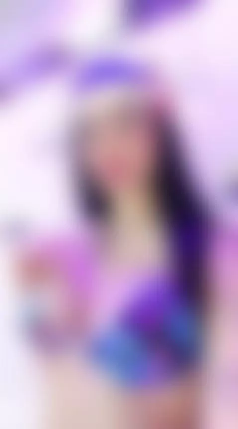 I am shy but if you want it in privacy I become a devil 😈🥵 by michellespencer1