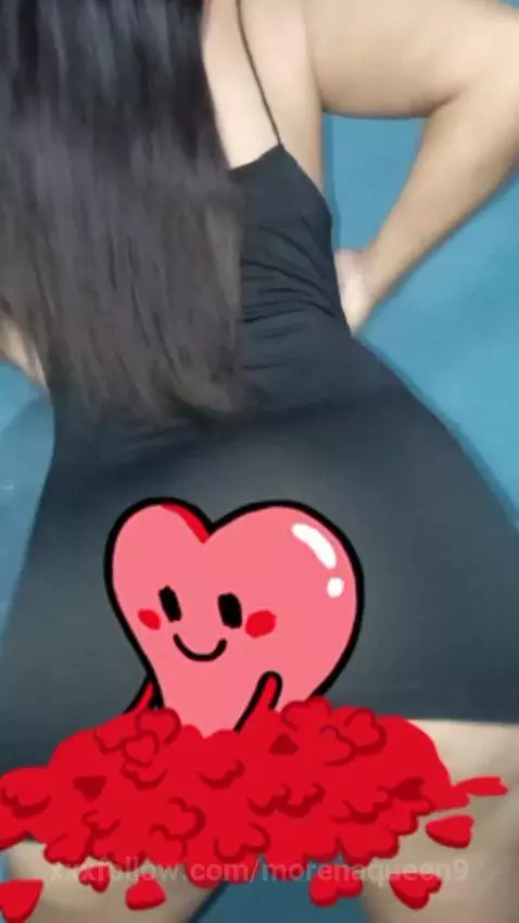 Do you like watching this ass shake? Go to my OnlyFans and I... by morenaqueen9
