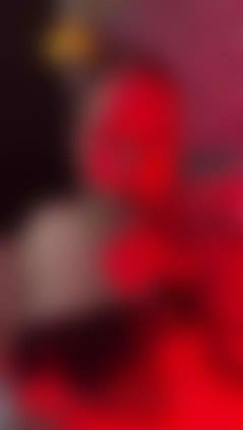 Every time you look at me, I melt a little. by lunaduque