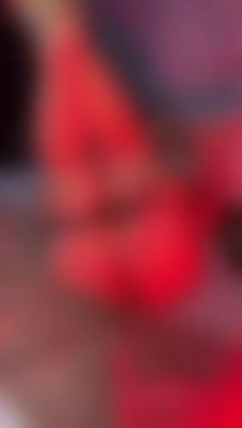 I can’t think straight when you’re this close. by lunaduque