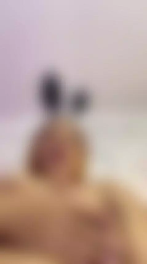 You know exactly how to drive me wild. by lunaduque