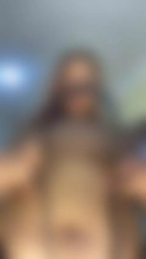 Your scent lingers and keeps me wanting. by lunaduque