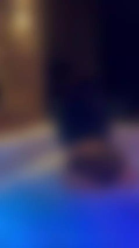 My juicy ass by roseblu