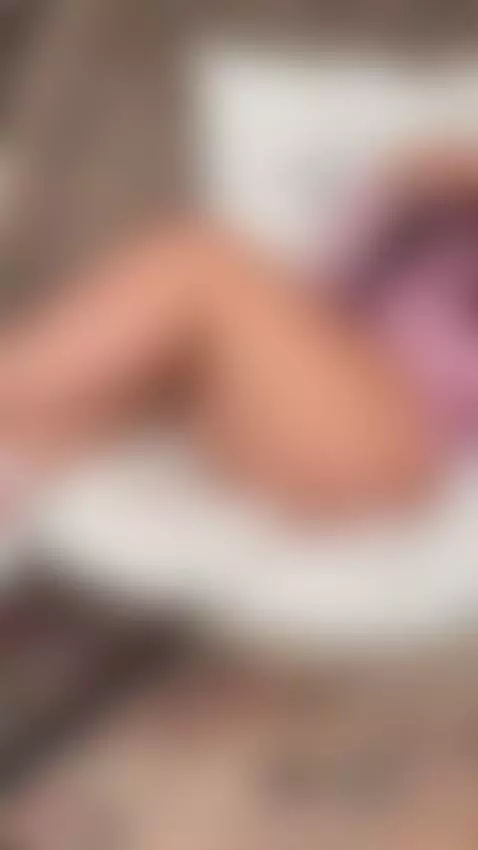 mmm I want you to touch me by roseblu