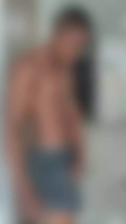 tímido 🥹
shy 🥹 by liambolt