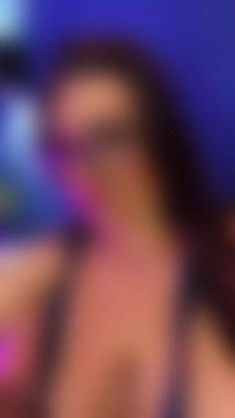 delicious blowjob by sarahreyess11