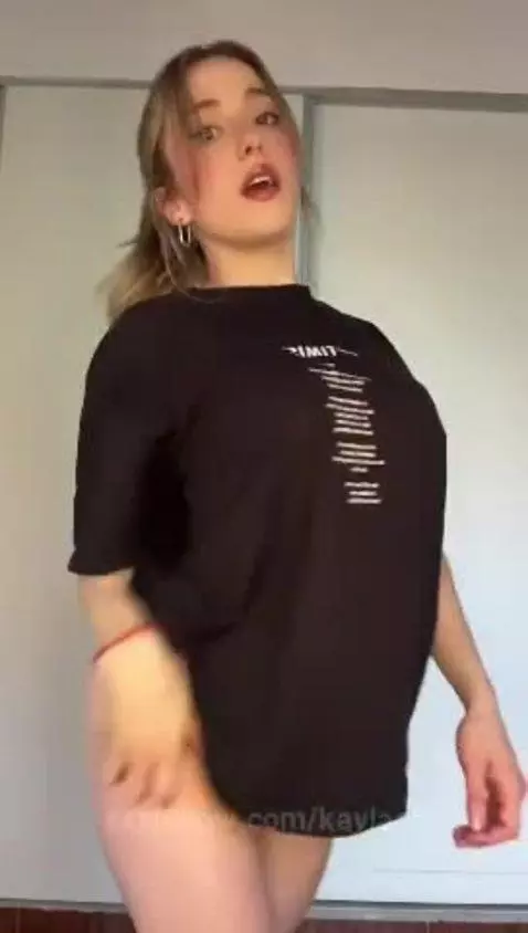 I'm feeling horny and slutty today. by kaylaof