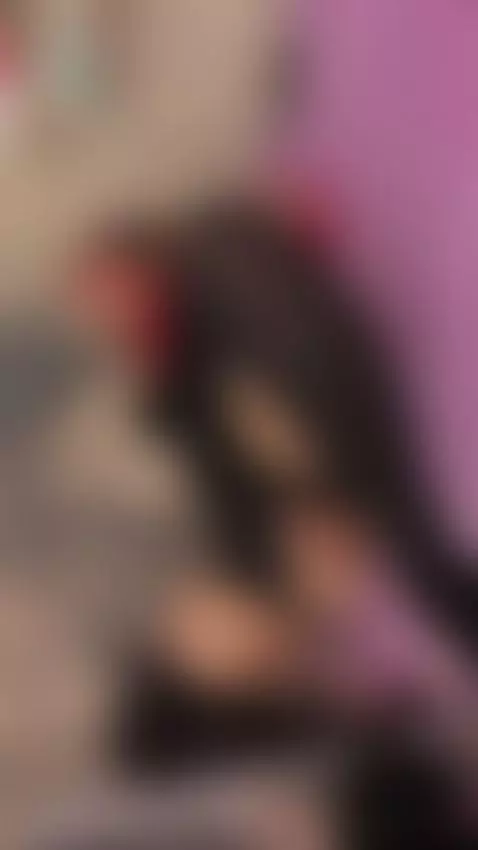 that pussy just wanna be fucked hard 🍆 by clhoee-johnson