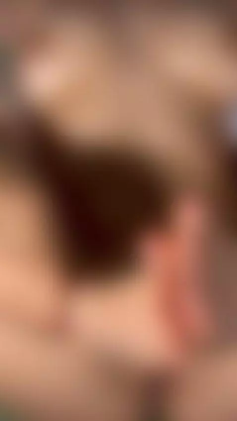 Me encanta que me tiren aceite para darte mas placer 🤤 by albx09