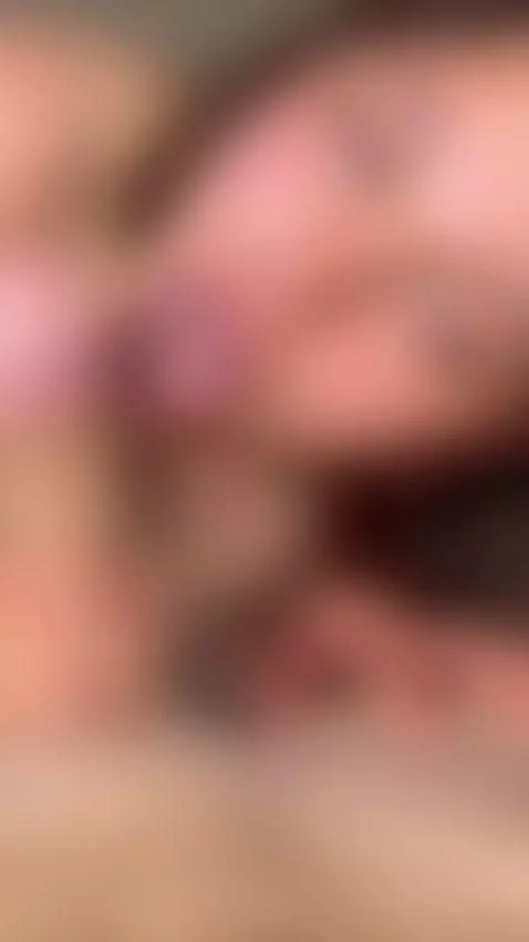 Cuando chupo verga no puedo evitar golpearmela en la cara ja... by albx09