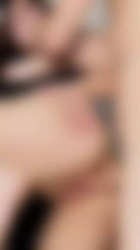 SSSHH🤫🤫🤫 by albx09