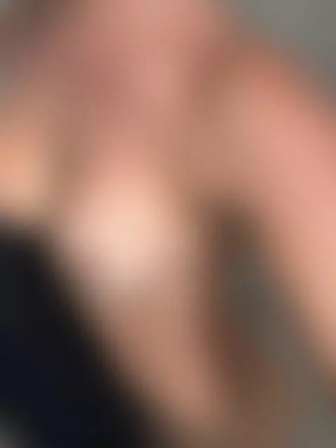 Let’s take a shower together😈 by gabybelt13