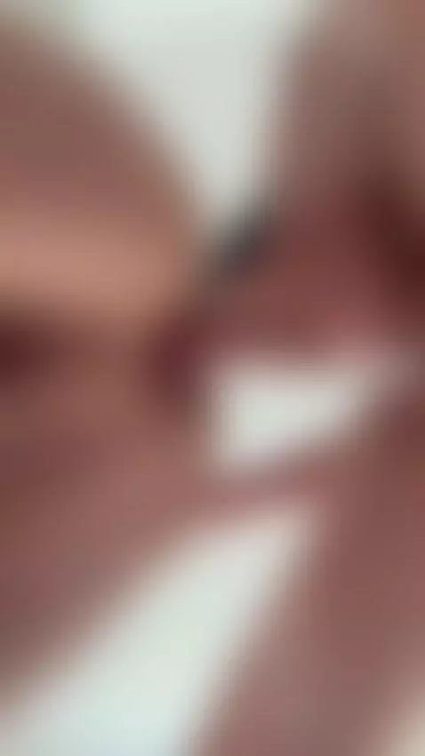 taste my thick dick babe🍆🥵 
full vids on bio by gabybelt13