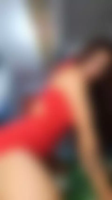 sexy and hot girl by miiaponss