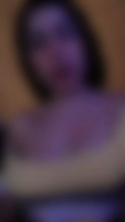 bustypetite, realgirls, needysluts by miiaponss