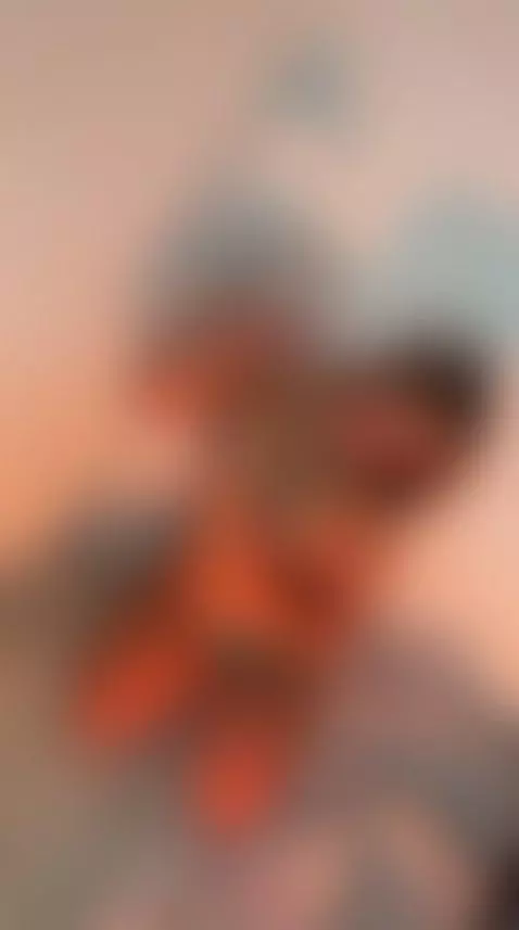 OIL SHOW! You can't miss it, links in my bio by valeriaroa