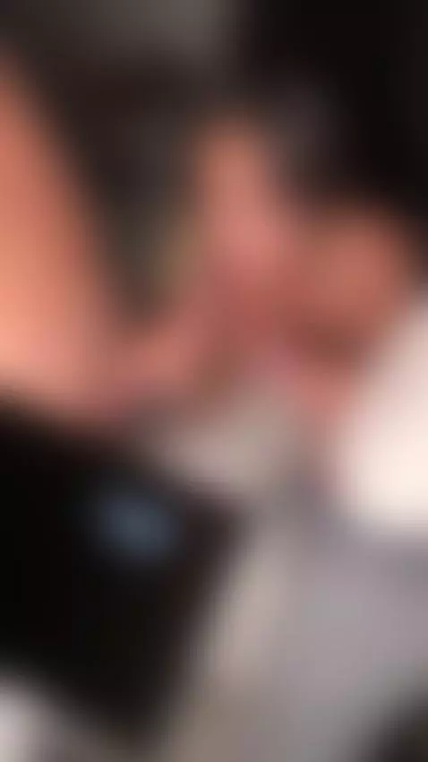 two cocks for her 😍
👉https://es.pornhub.com/pornstar/papi-ro... by papirodriguez