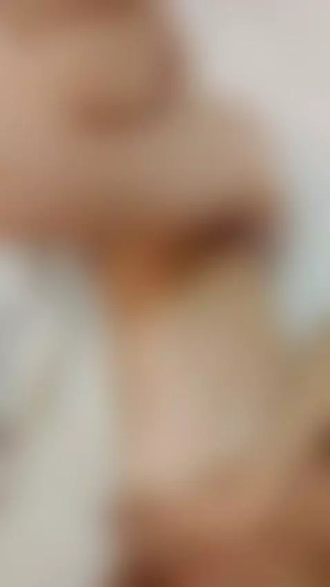 I'm horny, look at my tits by sambadof