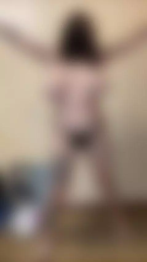 Stay here for a second longer by dianabunny