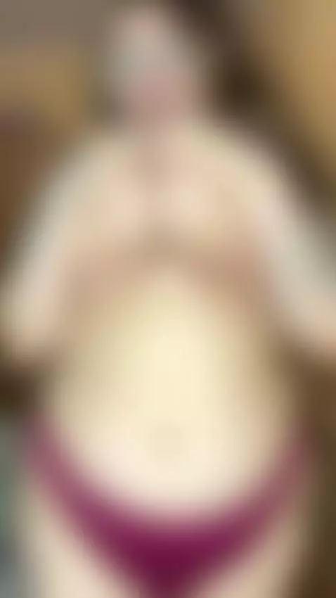 Stretch me out in every way possible tonight 😈🍆🖐️ by dianabunny