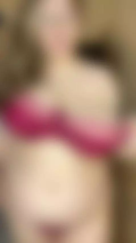 slutty nude fat ass pussy eating tight wet pussy  OF link by dianabunny