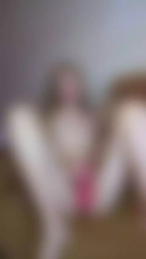 The camera loves me, admit it by kristicake