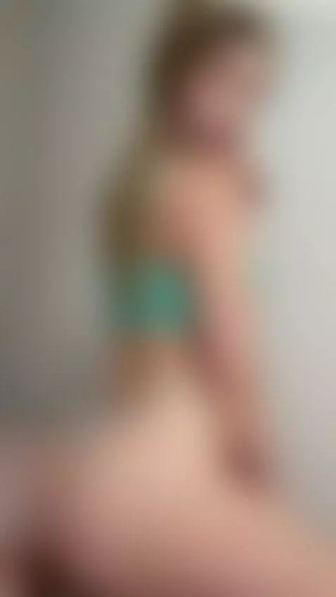 stunning girl big boobs pussy eating naked horny  OF link by kristicake
