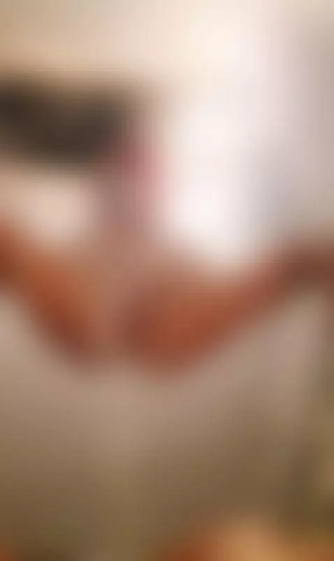 Extreme huge pee on the mirror by crystalmary90