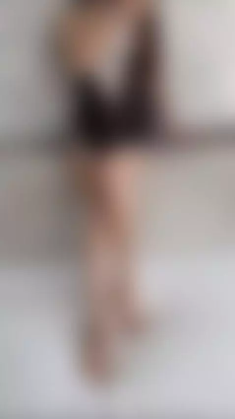 Stay on her wavelength. Hit “follow” 🌊 by katyblush