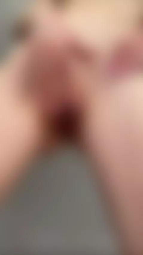 A stunning girl and a beautiful video. Subscribe for more! ✨ by katyblush