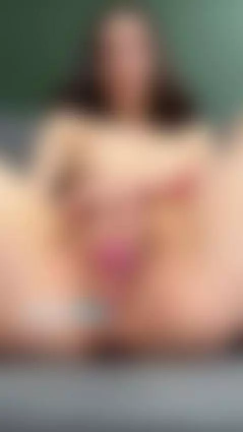 Join her OnlyFans and enjoy her content! 😄 by katyblush