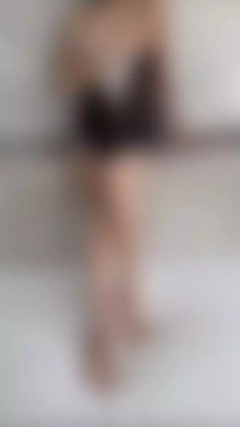 Pretty girl on screen — support with a like and subscribe 😻 by katyblush