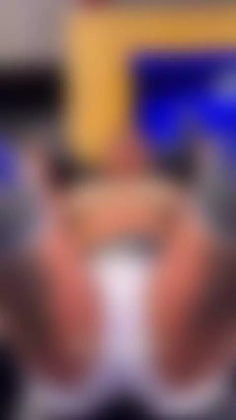 quieres ver que pasa despues de entrenar ? by sweetsofia12