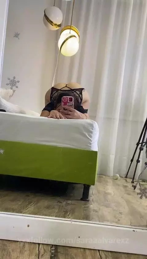 I just want you to run your hands over my body, will you? by saraaalvarexz