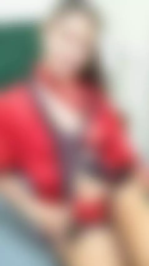 Allisa is waiting for me in a sexy robe and with toys for me... by blakeandallisa