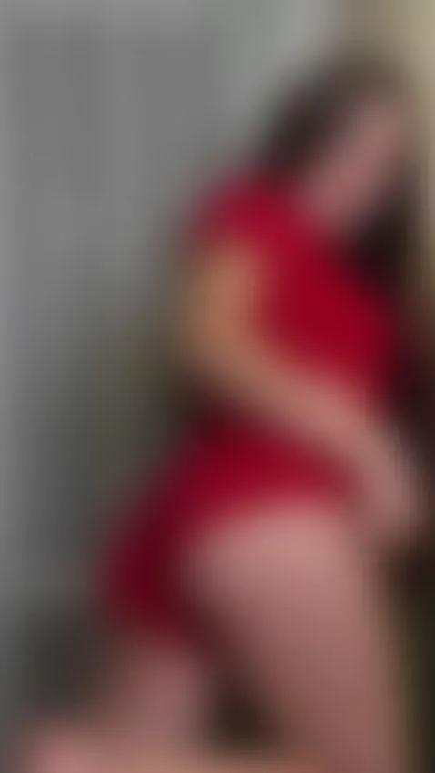 Come say something cute to me on OnlyFans 💕 by rianabrooks