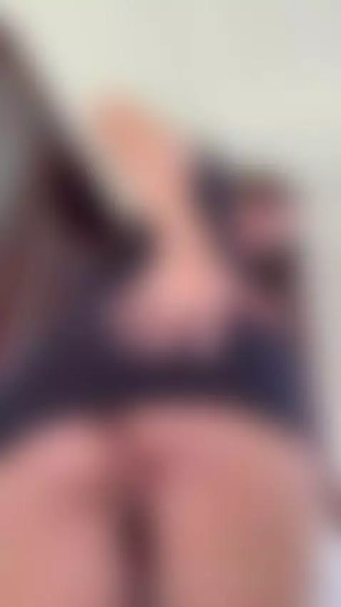 My curvy teen pussy is a natural wonder...

explore it up cl... by rianabrooks