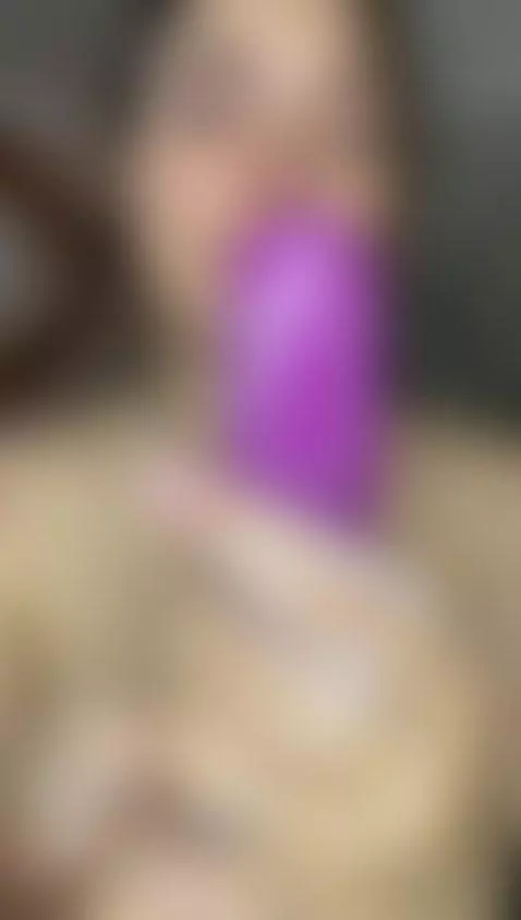 My body remembers what yours made it feel. by roussewalker