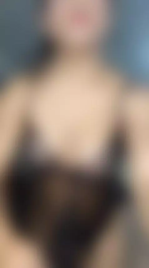 As intense in the gym as in a 50 shades session by clohebell