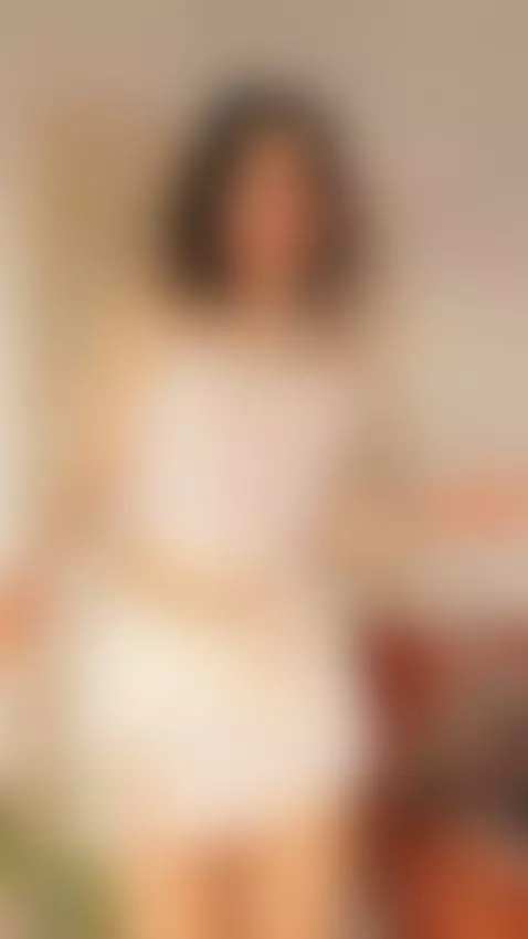 Can’t show everything here… come to OnlyFans by naughtymollyof