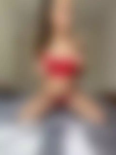 The perfect combo: Indian beauty, big tits, and a talented m... by evabloom12