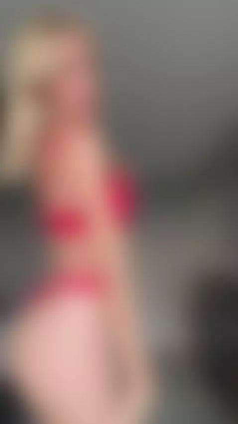 I can’t wait for my body to get filled tonight by kellyknightley